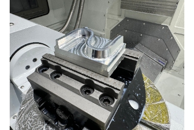 Knurling in CNC Turning: Types, Design Rules, and Common Problems