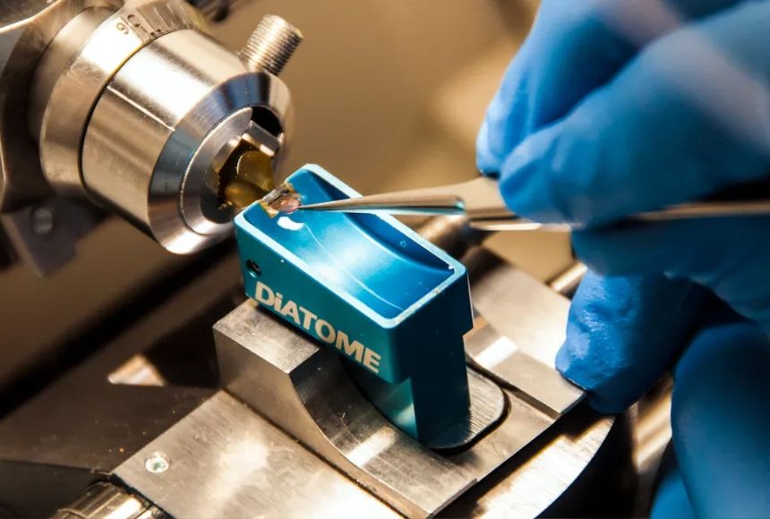 How CNC Machining Ensures Precision in Surgical Instruments