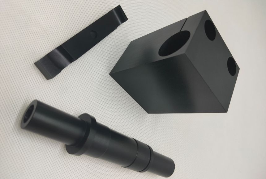 CNC Machining for Medical Devices: Precision Requirements and Manufacturing Challenges